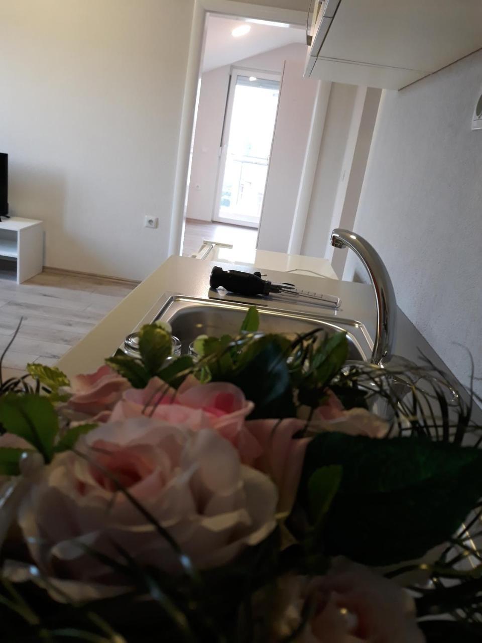 Vila & Apartments Matea Gevgelija Eksteriør billede