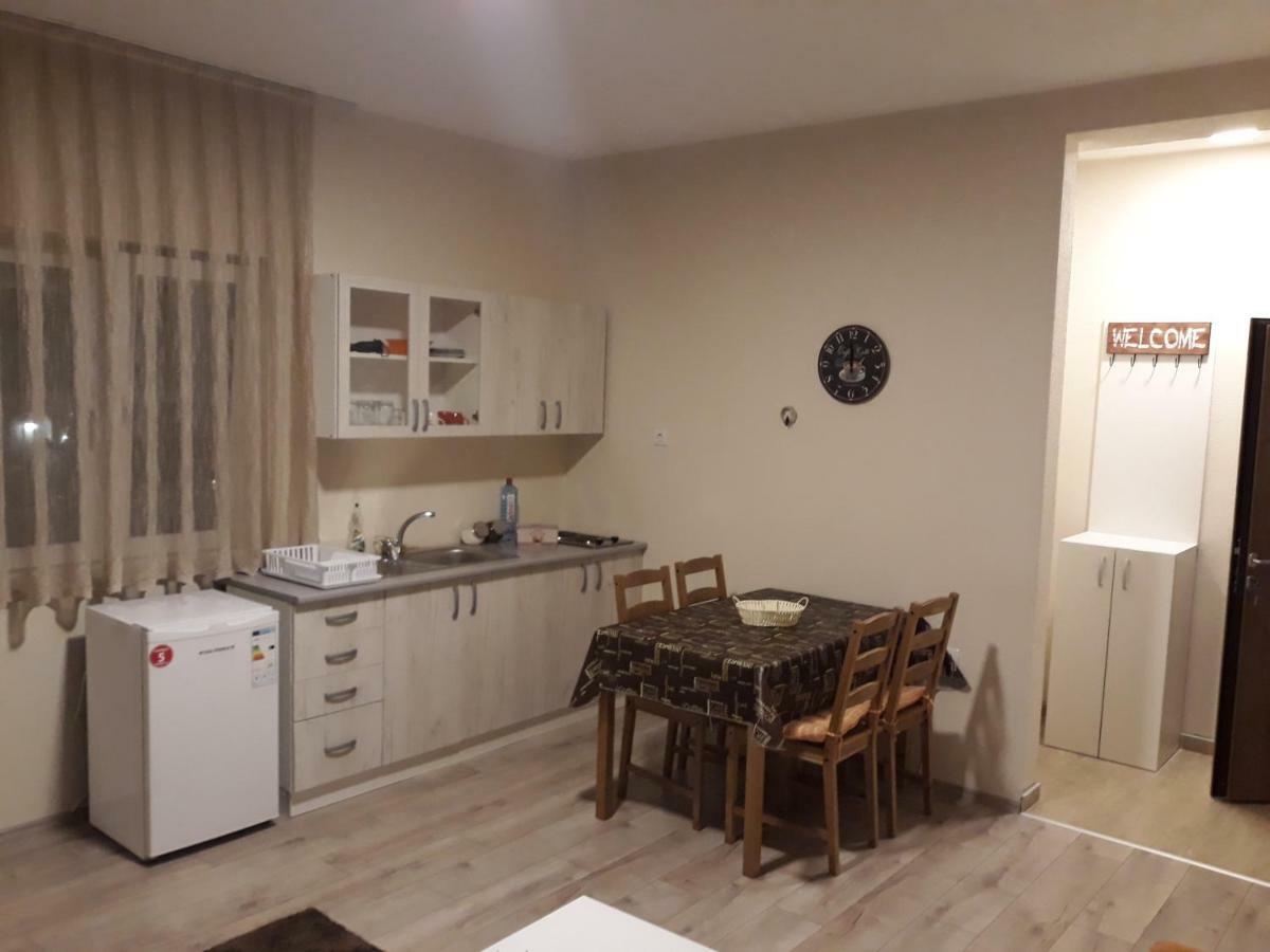 Vila & Apartments Matea Gevgelija Eksteriør billede
