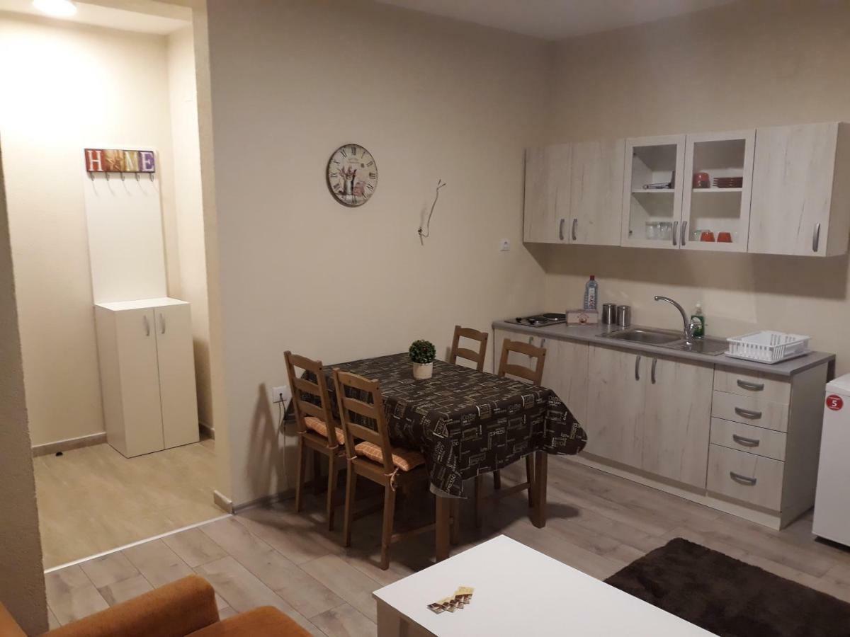 Vila & Apartments Matea Gevgelija Eksteriør billede